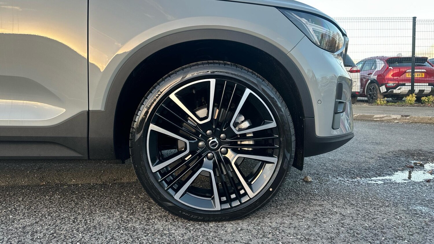 Used Volvo XC40 2025 for sale - 77672987: Photo 9