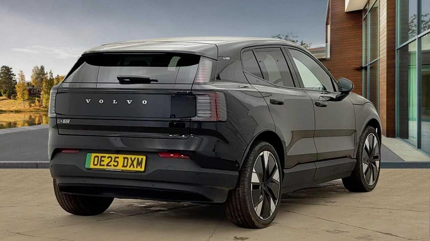 Used Volvo EX30 2025 for sale - 77015602: Photo 3