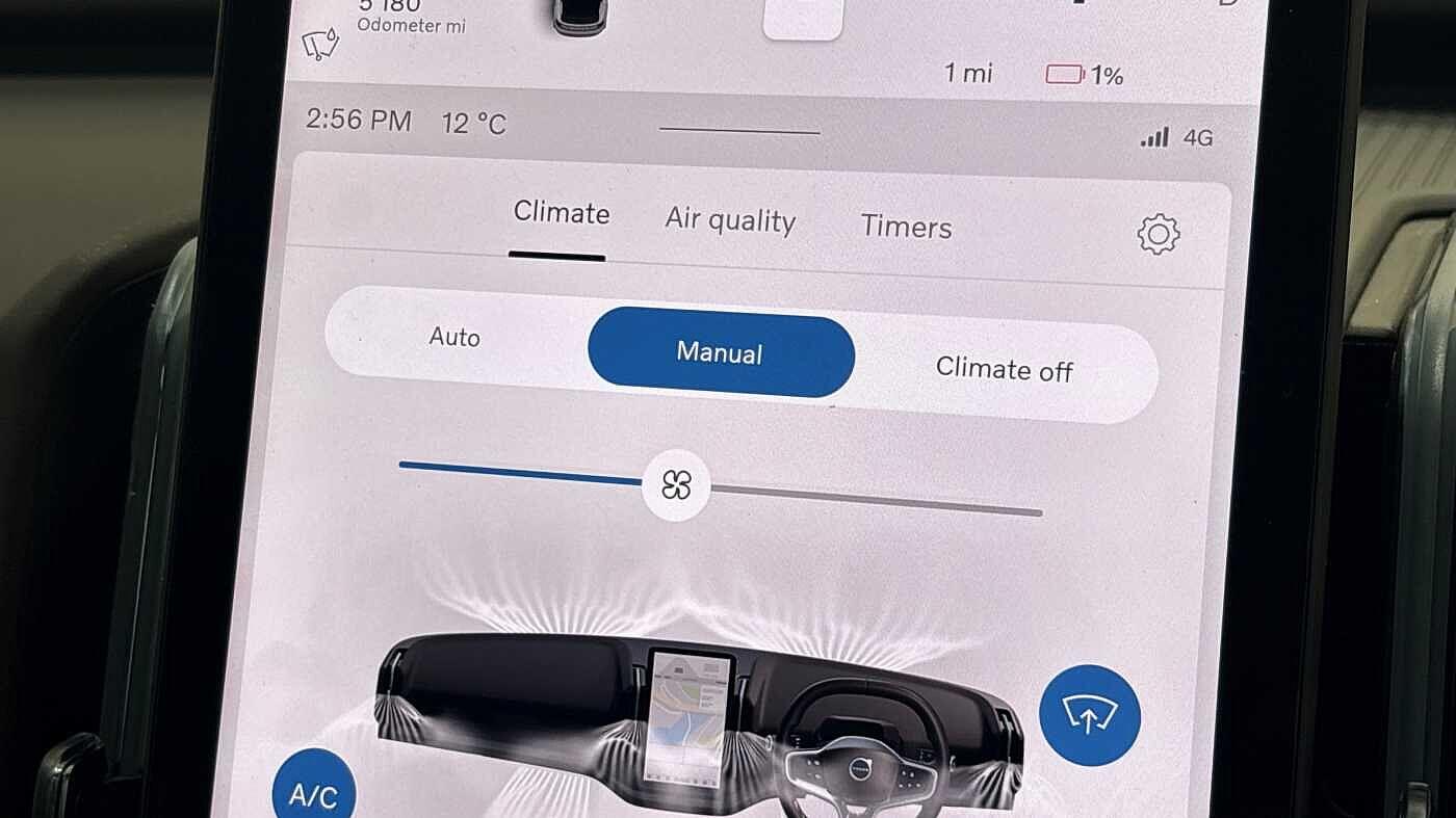 Used Volvo EX30 2025 for sale - 77015602: Photo 40