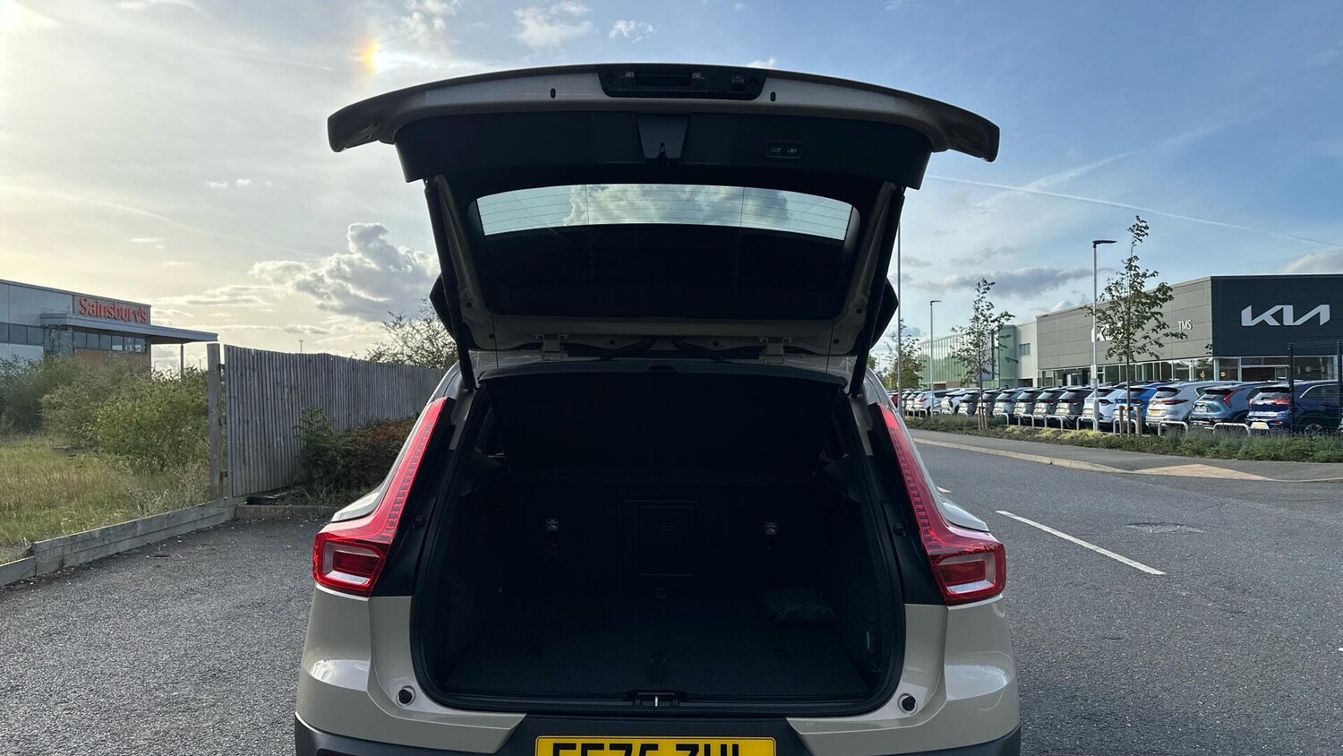 Used Volvo XC40 2025 for sale - 77672982: Photo 13