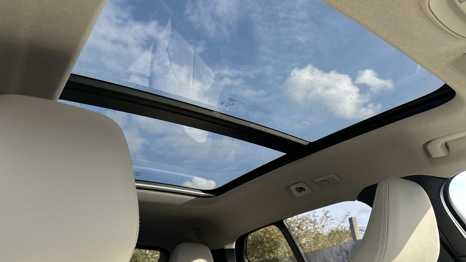 Used Volvo XC40 2025 for sale - 77672982: Photo 41