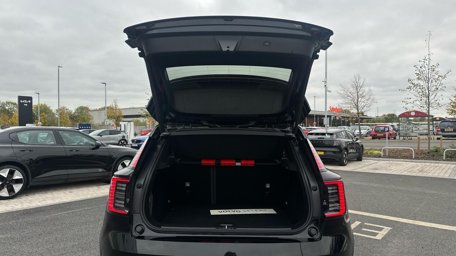 Used Volvo EX30 2025 for sale - 76380758: Photo 15