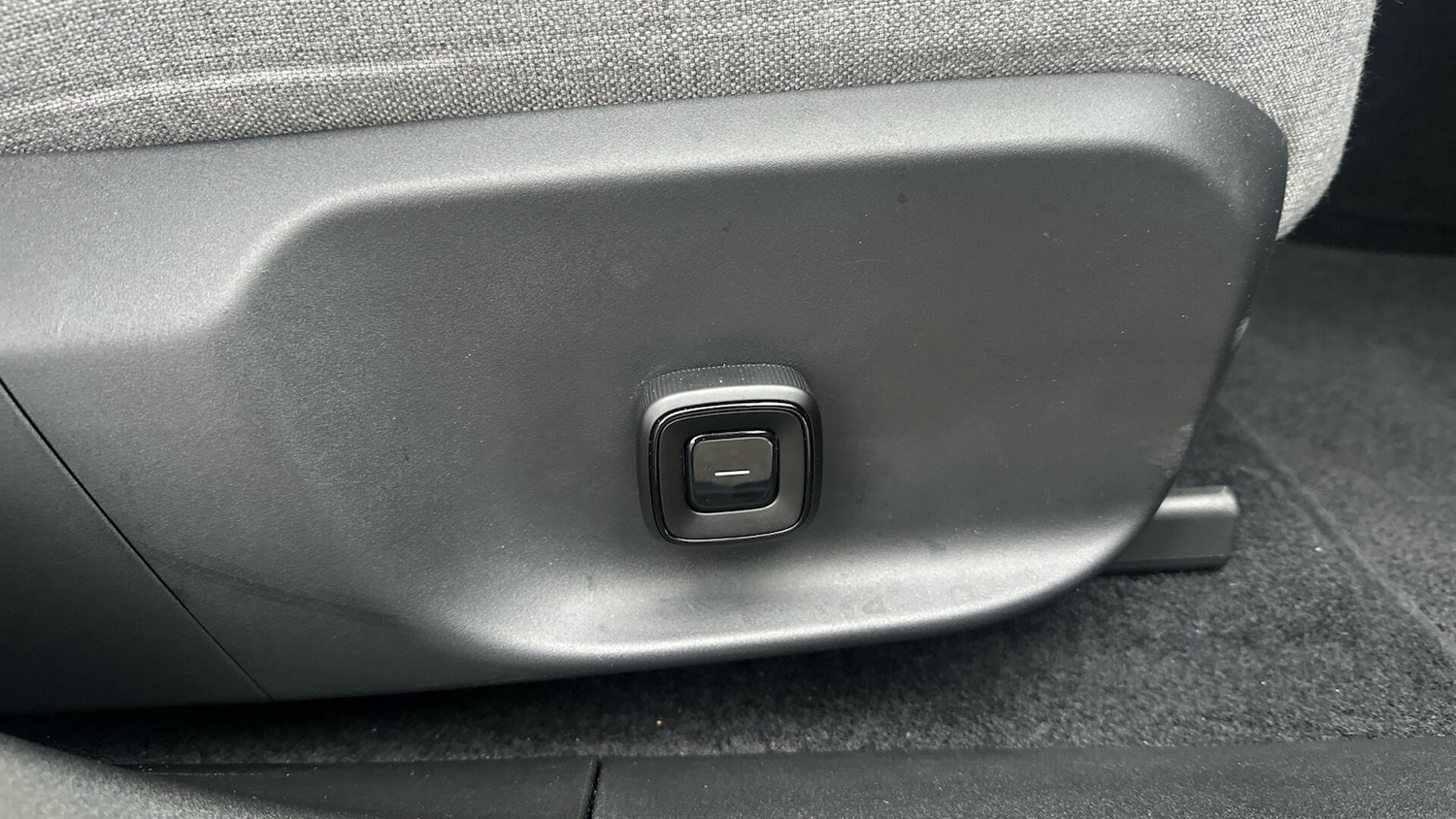 Used Volvo EX30 2025 for sale - 76380758: Photo 30