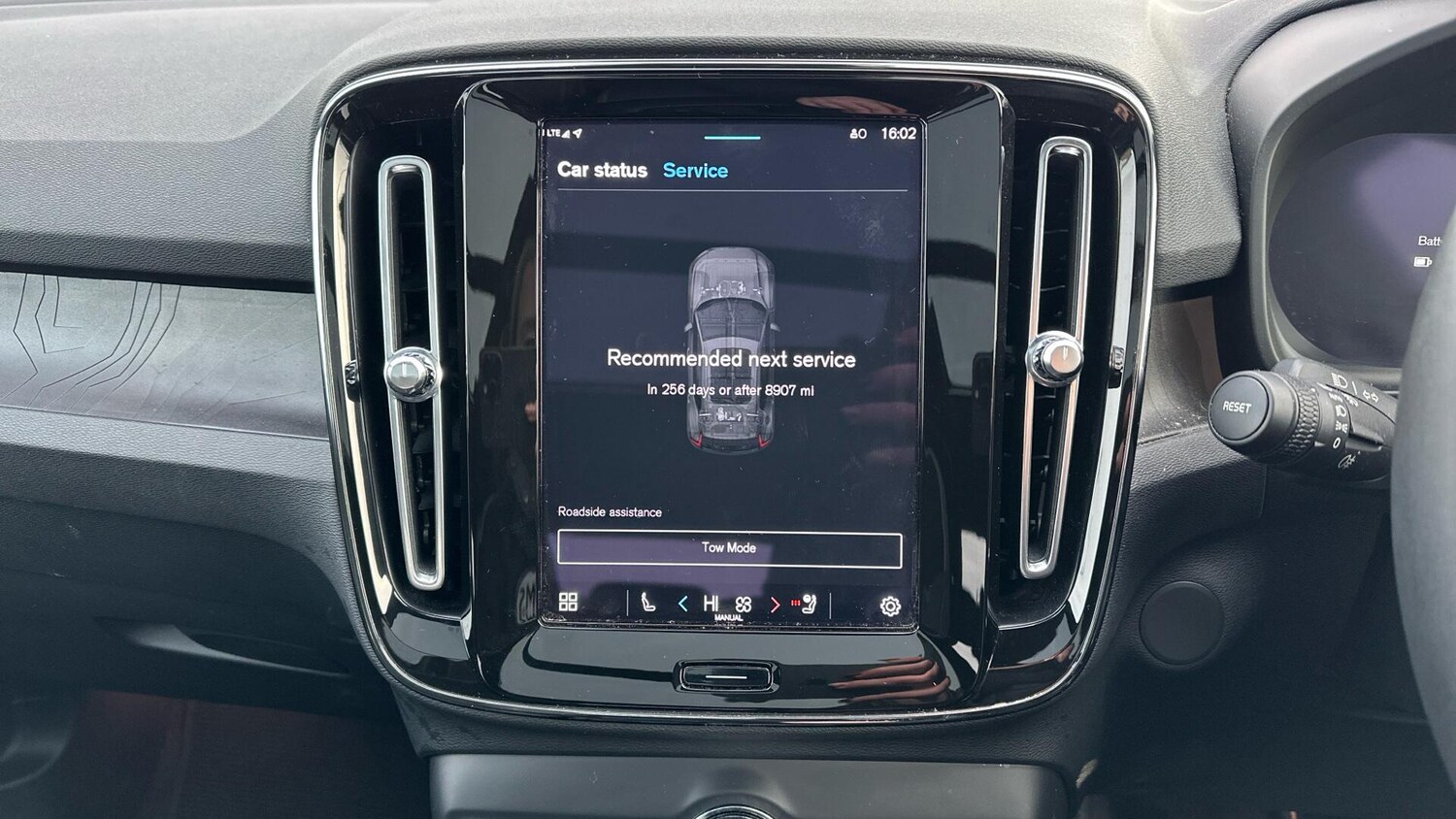 Used Volvo XC40 2022 for sale - 77672941: Photo 14