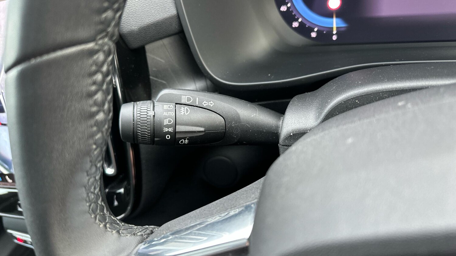 Used Volvo XC40 2022 for sale - 77672941: Photo 18