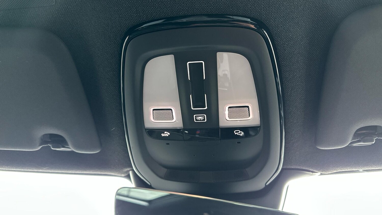 Used Volvo XC40 2022 for sale - 77672941: Photo 25