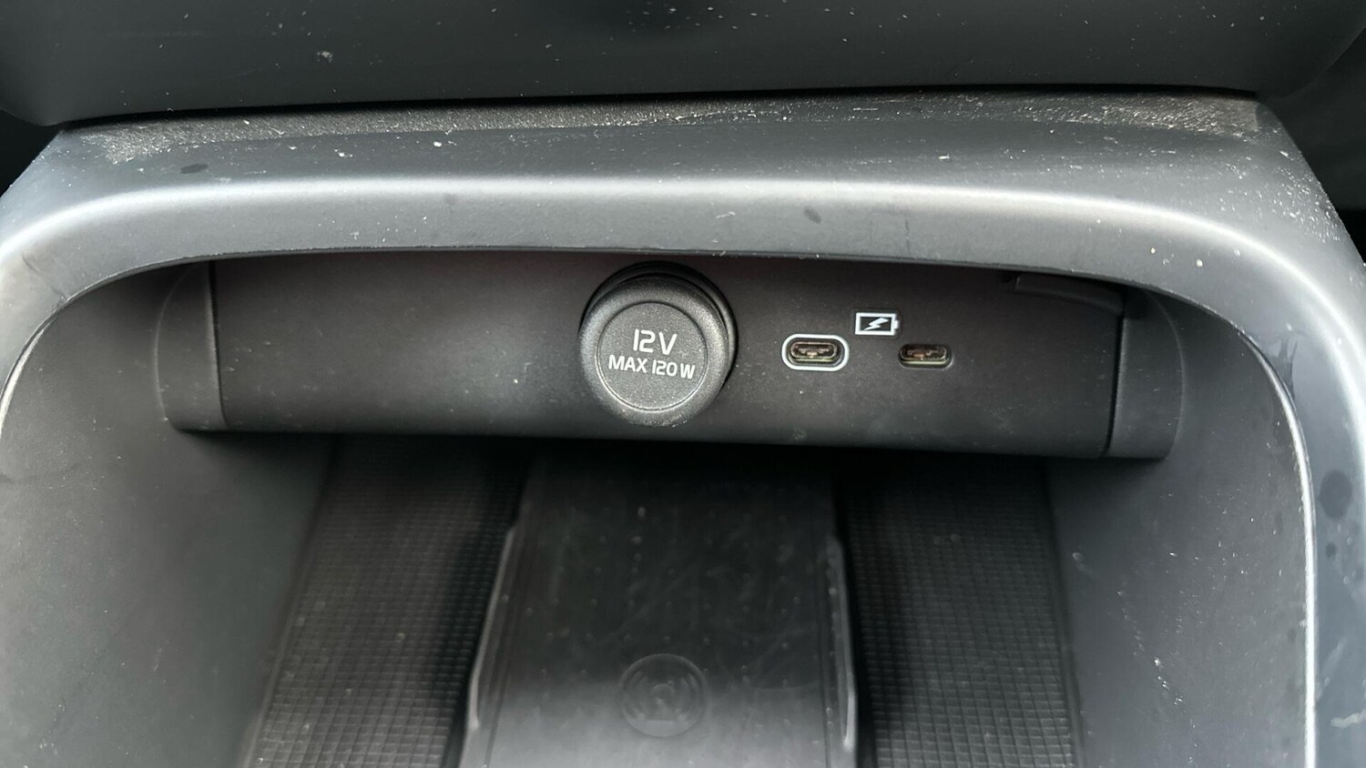 Used Volvo XC40 2022 for sale - 77672941: Photo 39