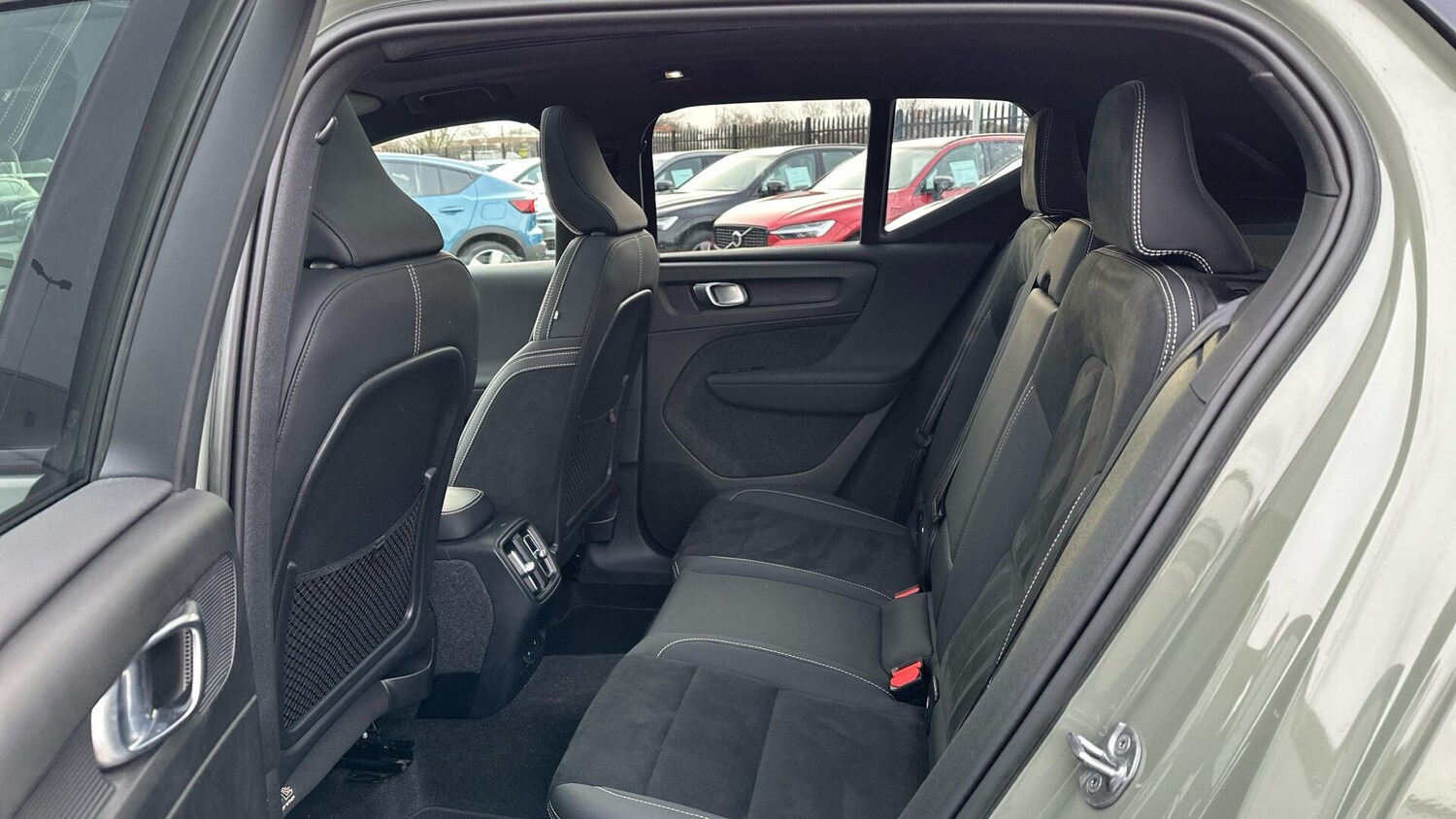 Used Volvo XC40 2022 for sale - 77672941: Photo 6