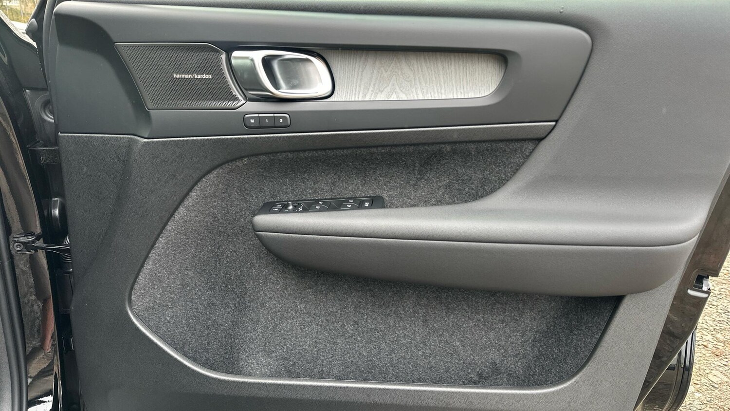 Used Volvo XC40 2025 for sale - 77673026: Photo 29