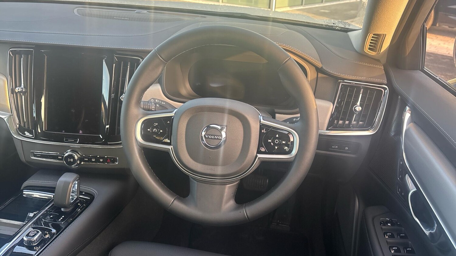 Used Volvo V90 2025 for sale - 76999030: Photo 10