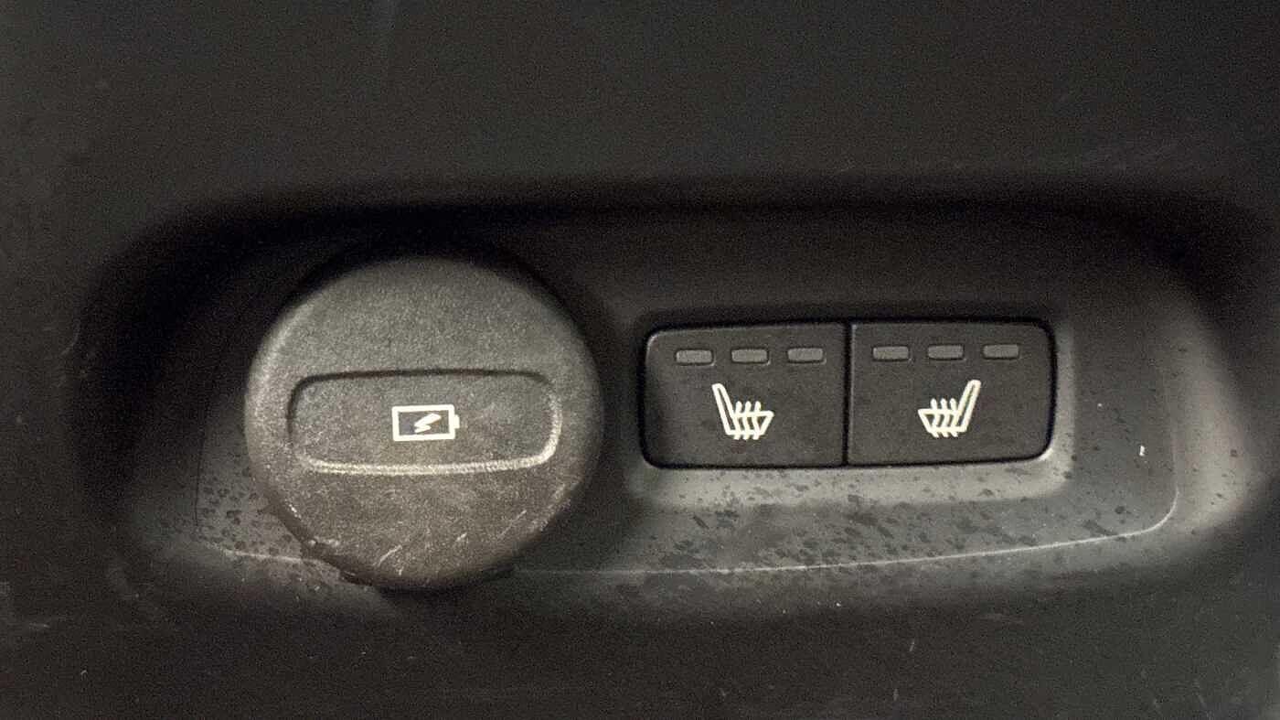 Used Volvo XC40 for sale - 77549960: Photo 17