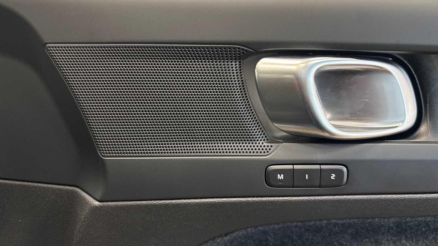 Used Volvo XC40 for sale - 77549960: Photo 26