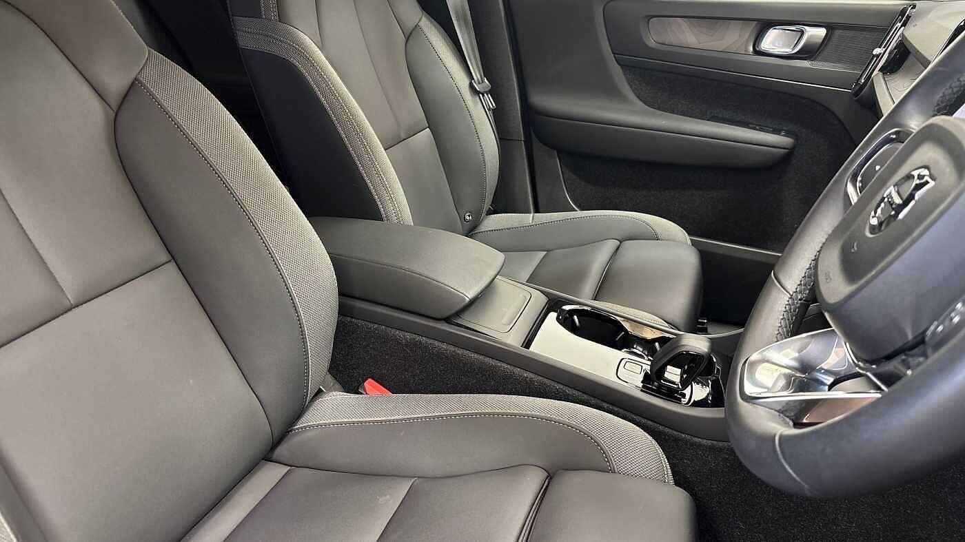 Used Volvo XC40 for sale - 77549960: Photo 28