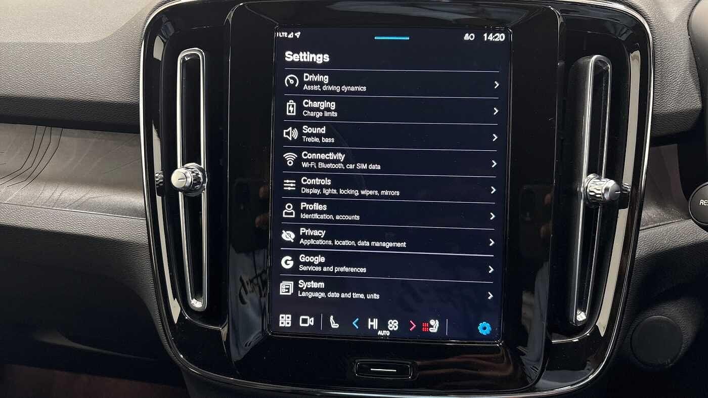 Used Volvo XC40 for sale - 77549960: Photo 34