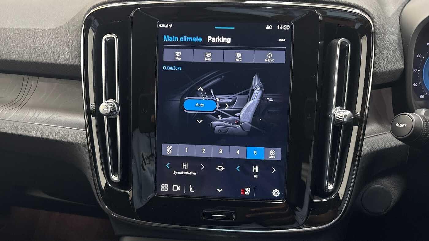 Used Volvo XC40 for sale - 77549960: Photo 38