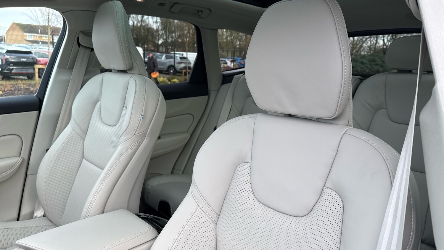 Used Volvo XC60 2025 for sale - 77672985: Photo 20