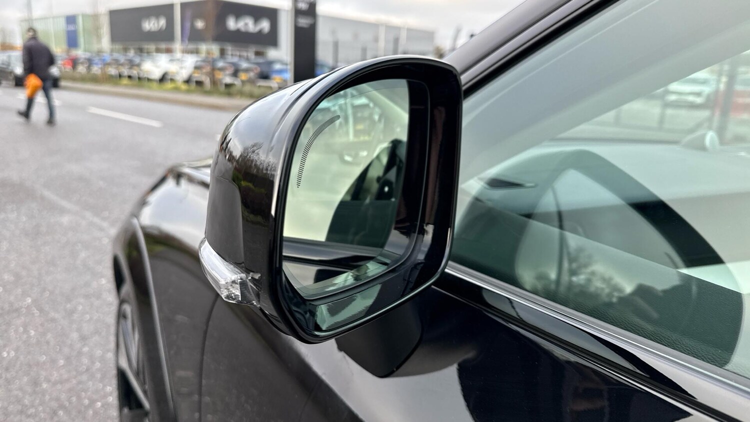 Used Volvo XC60 2025 for sale - 77672985: Photo 25