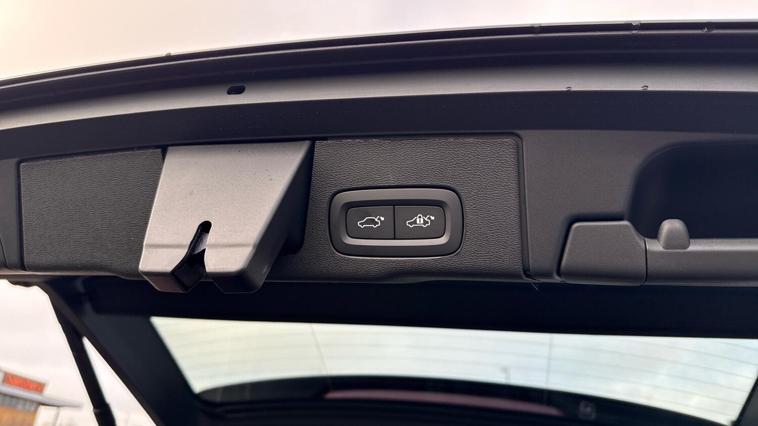 Used Volvo XC60 2025 for sale - 77672985: Photo 29