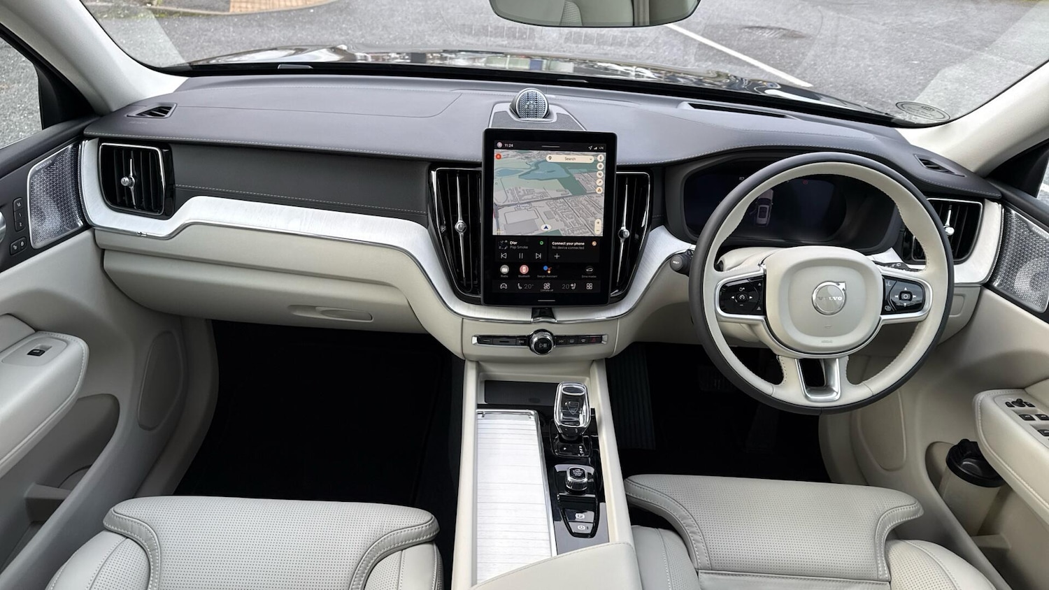 Used Volvo XC60 2025 for sale - 77672985: Photo 5