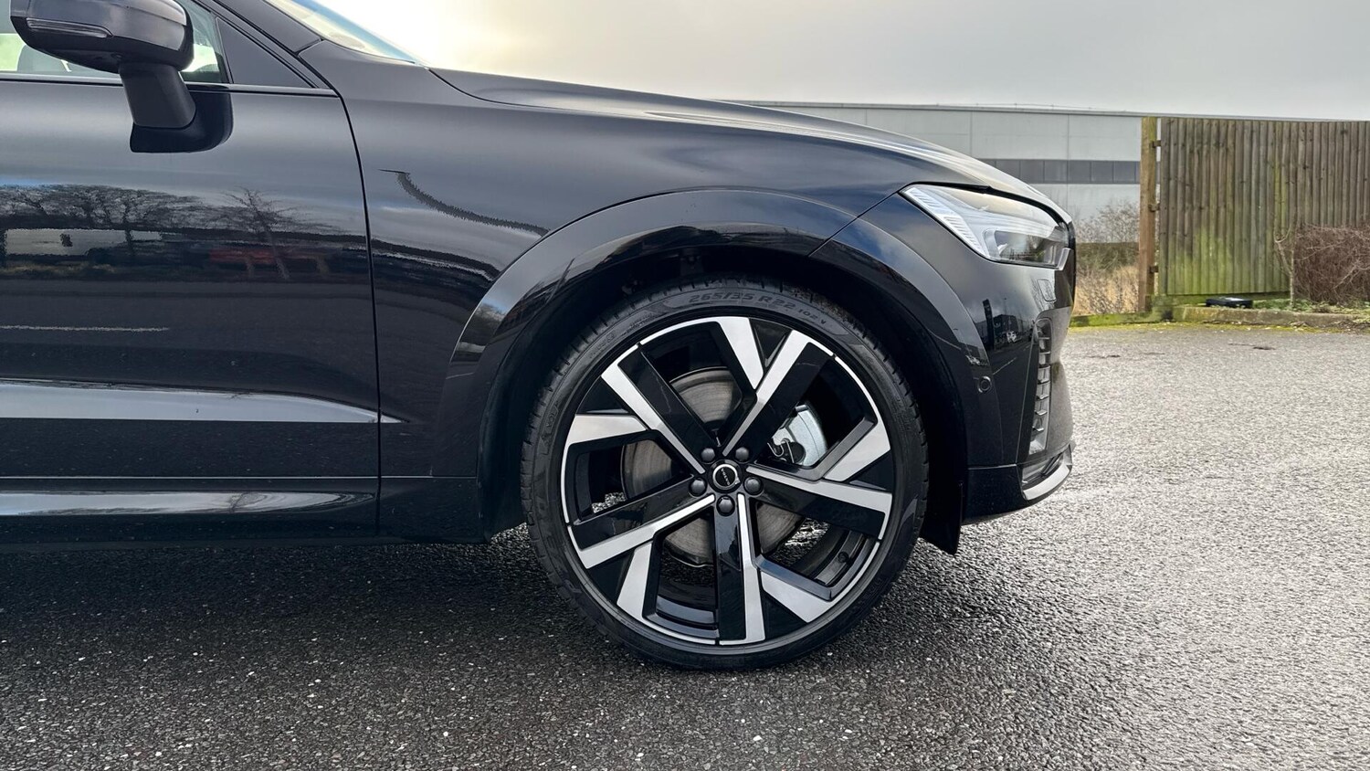 Used Volvo XC60 2025 for sale - 77672985: Photo 9