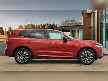 Used Volvo XC60 2023 for sale - 77344808: Photo