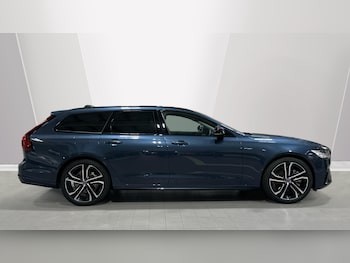 Used Volvo V90 2024 for sale - 76585133: Photo