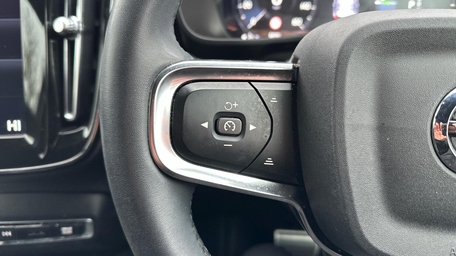 Used Volvo XC40 2021 for sale - 77672996: Photo 19