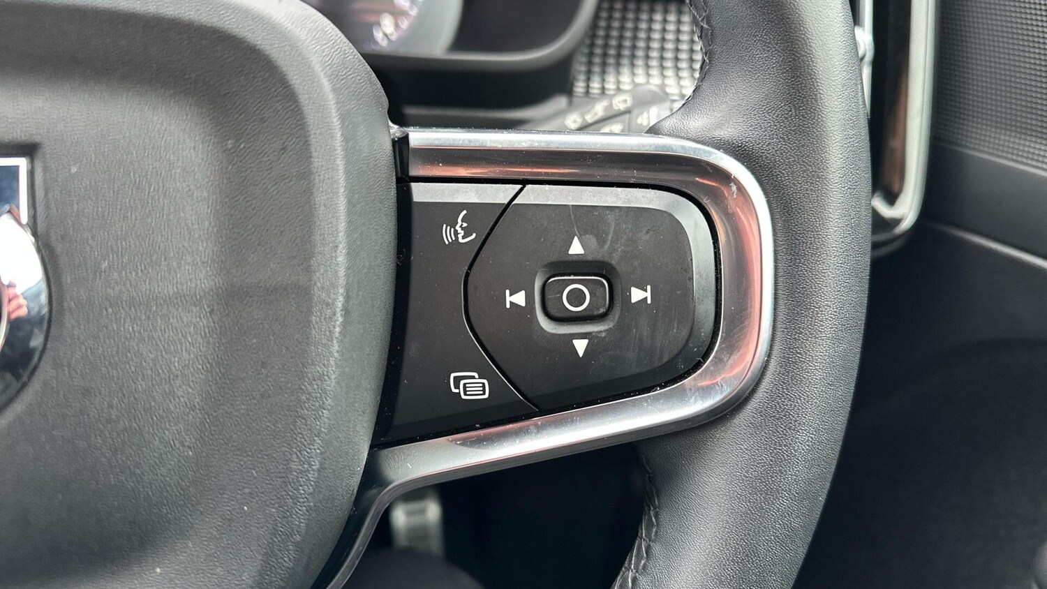 Used Volvo XC40 2021 for sale - 77672996: Photo 20