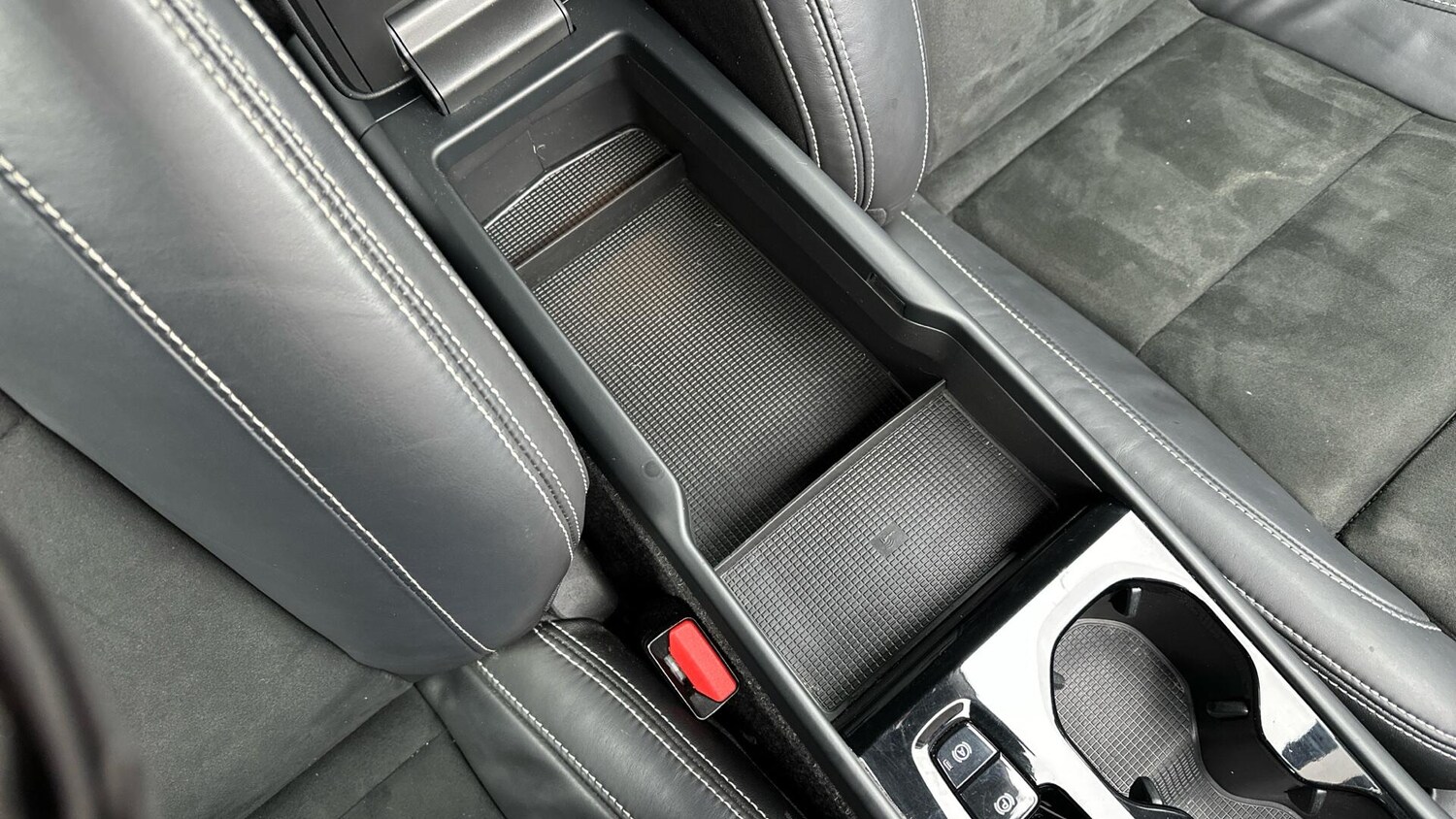 Used Volvo XC40 2021 for sale - 77672996: Photo 36