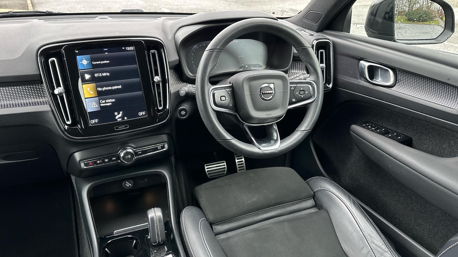 Used Volvo XC40 2021 for sale - 77672996: Photo 4