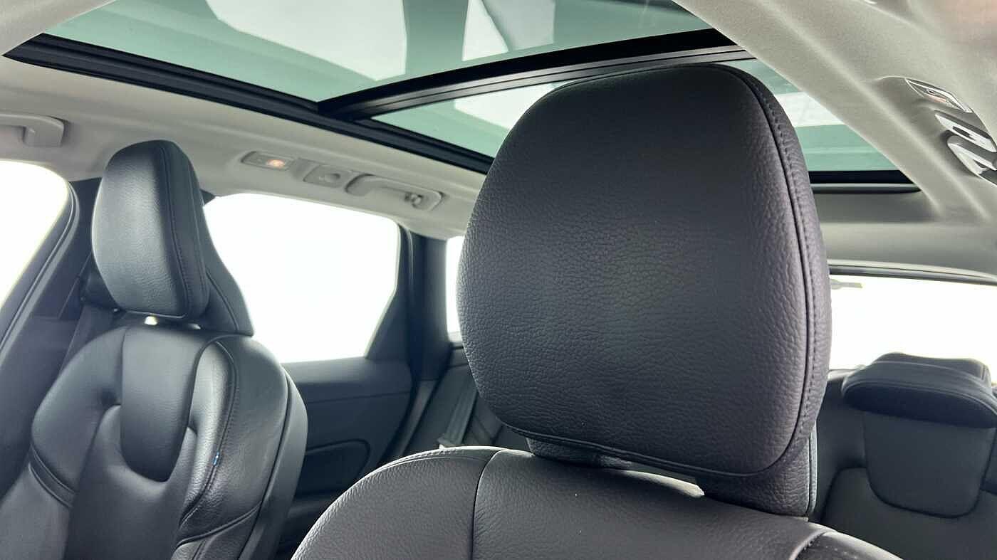 Used Volvo XC60 2021 for sale - 76607285: Photo 11