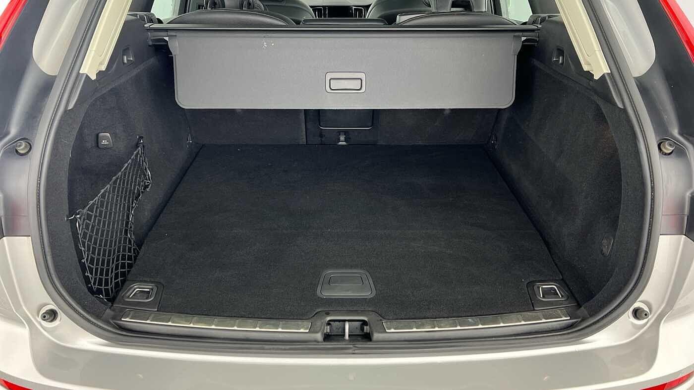 Used Volvo XC60 2021 for sale - 76607285: Photo 5