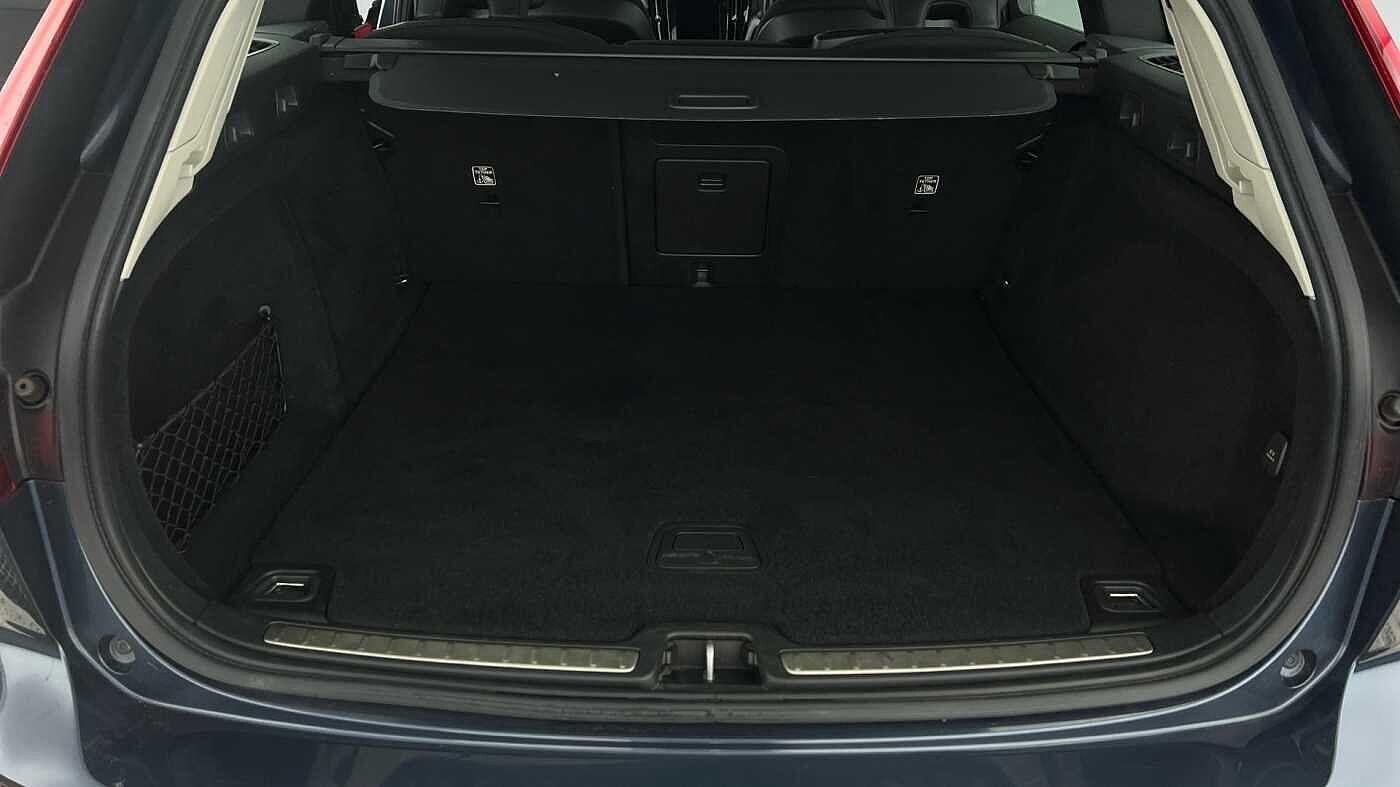 Used Volvo V60 2021 for sale - 77081641: Photo 5