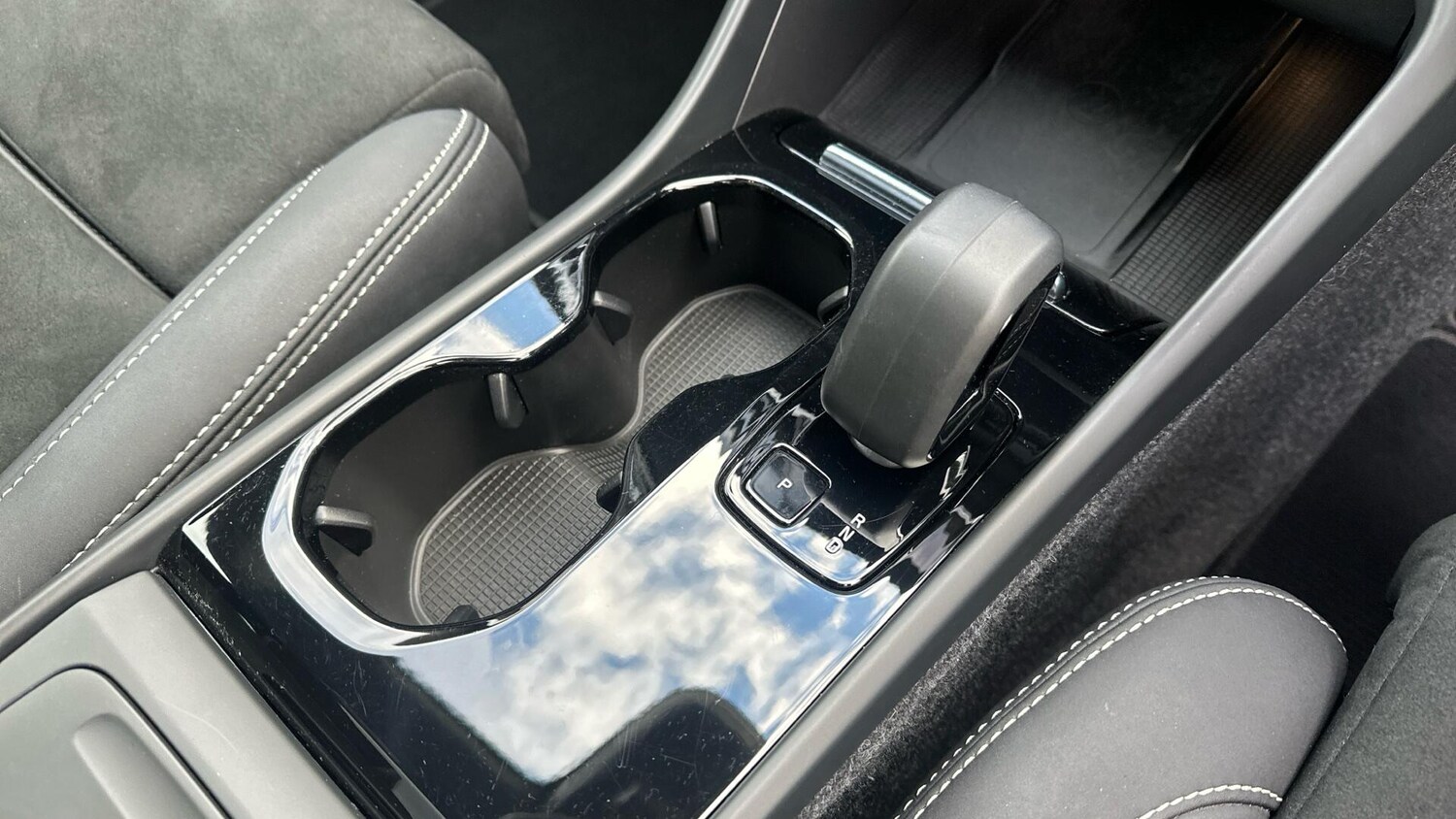 Used Volvo C40 2022 for sale - 77723015: Photo 35