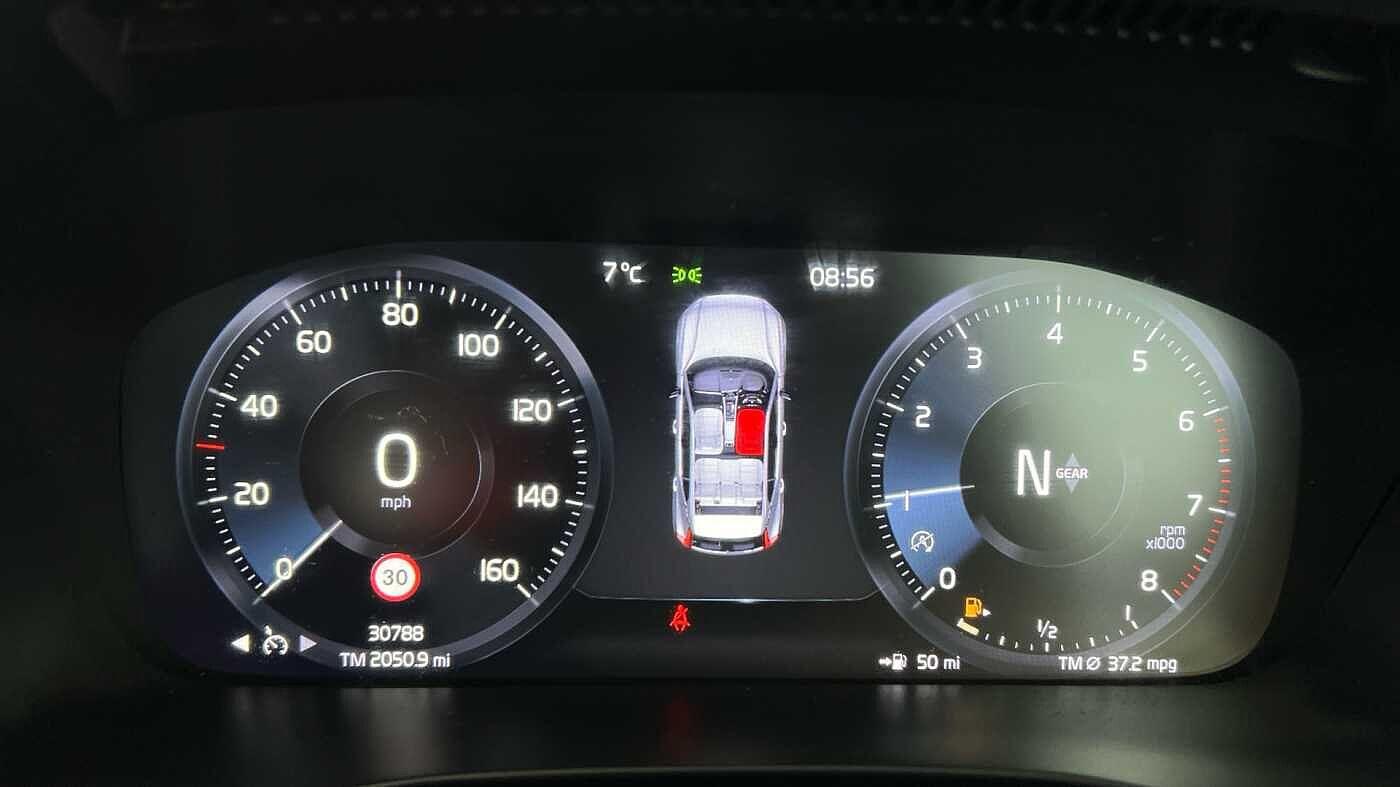 Used Volvo XC40 2022 for sale - 77081699: Photo 9