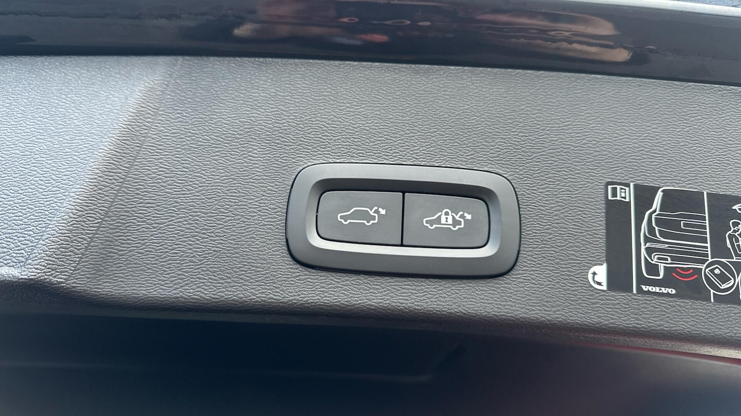 Used Volvo XC40 2021 for sale - 77039867: Photo 23