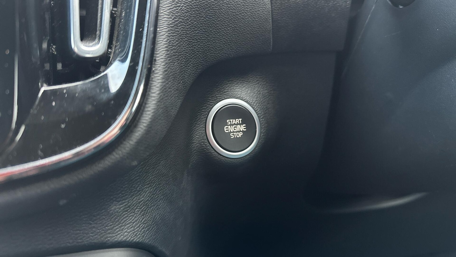 Used Volvo XC40 2021 for sale - 77039867: Photo 36