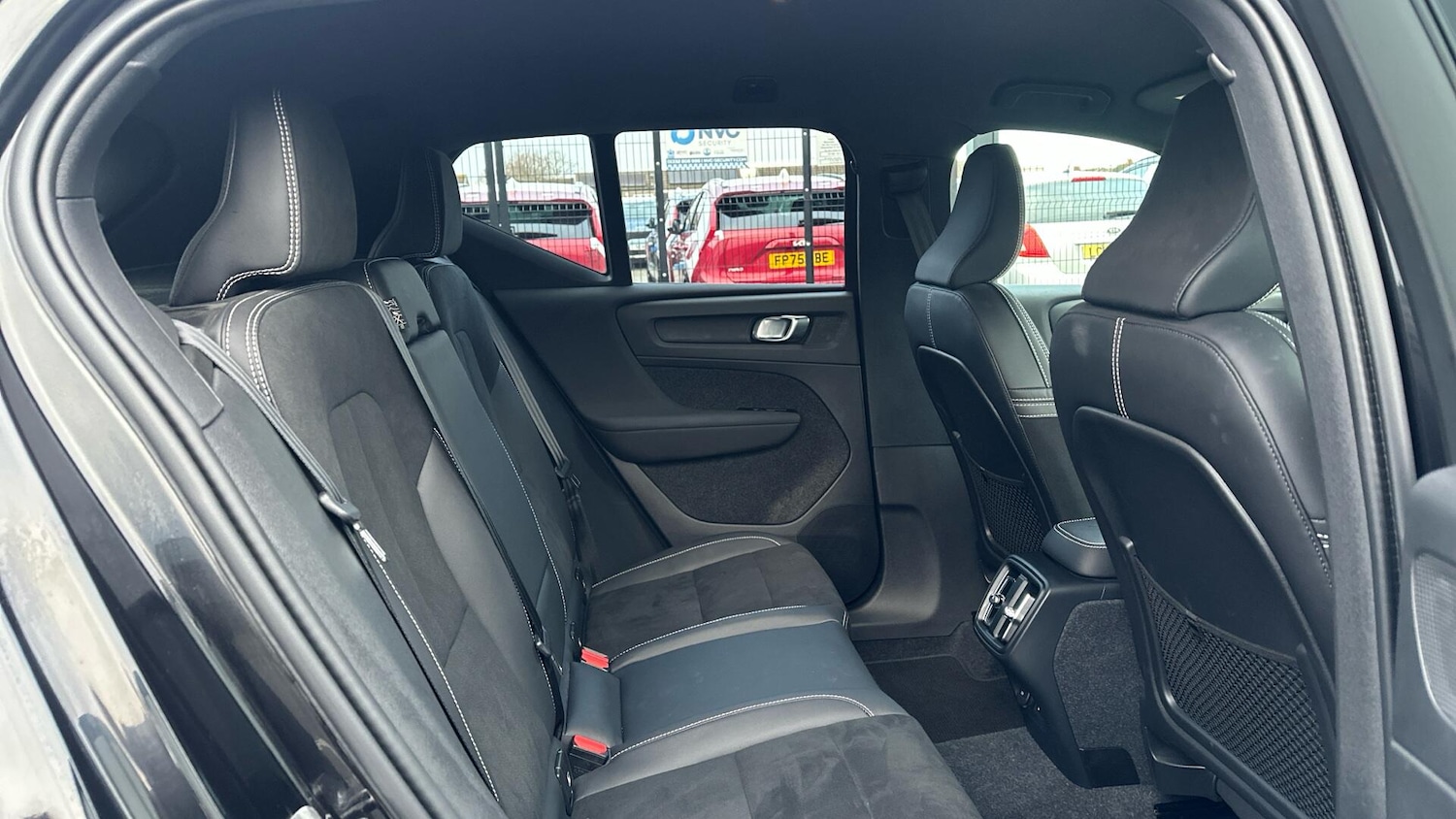 Used Volvo XC40 2021 for sale - 77039867: Photo 6