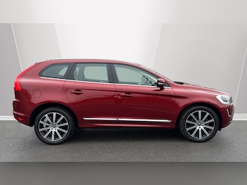 Used Volvo XC60 2017 for sale - 76952439: Photo