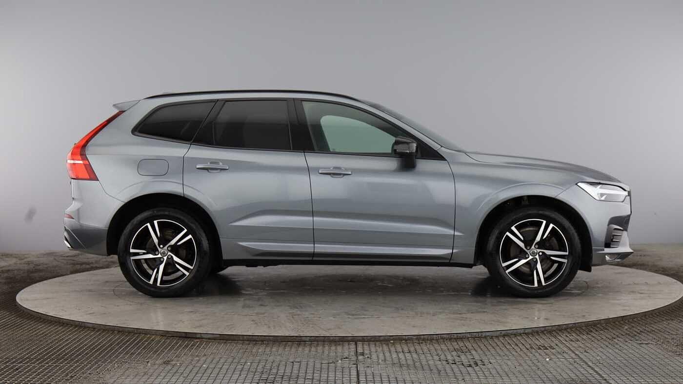 Used Volvo XC60 2021 for sale - 76824045: Photo 2