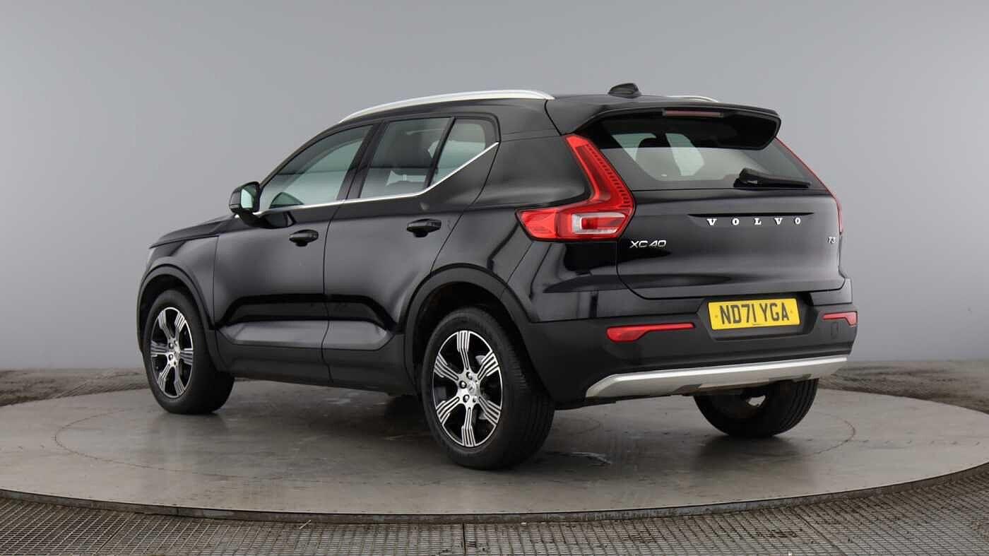 Used Volvo XC40 2021 for sale - 76701407: Photo 3