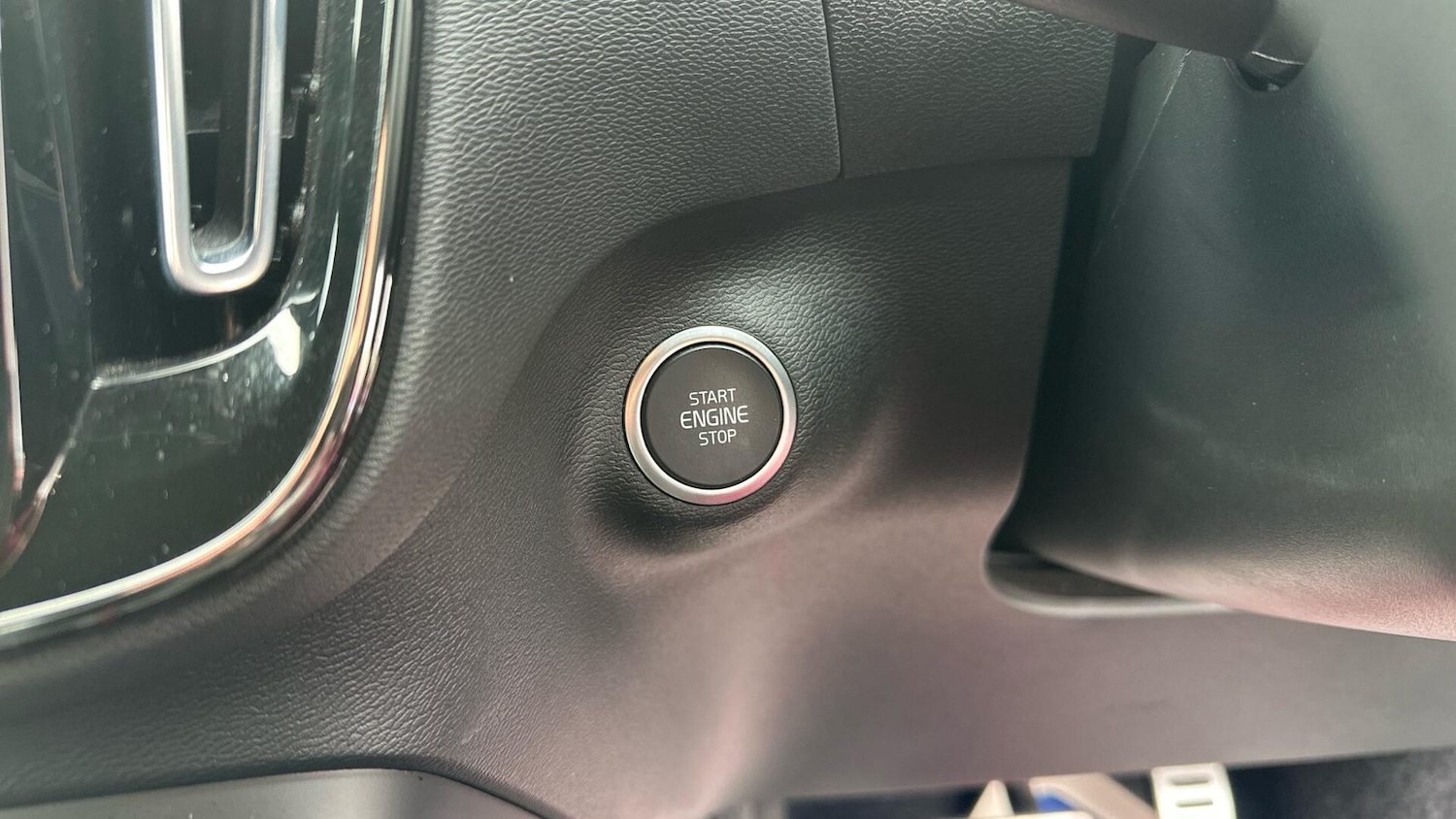 Used Volvo XC40 2021 for sale - 76336217: Photo 36