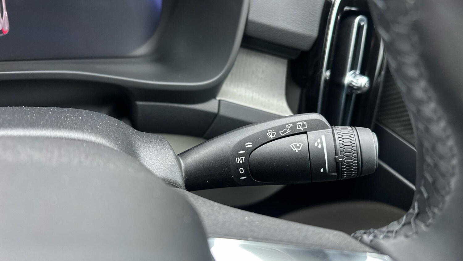 Used Volvo XC40 2026 for sale - 77672978: Photo 22