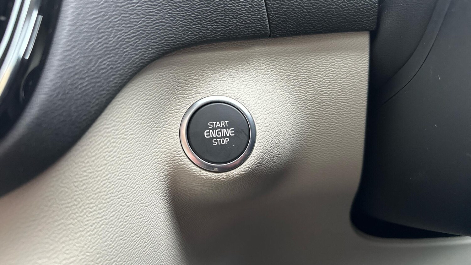 Used Volvo XC40 2026 for sale - 77672978: Photo 26