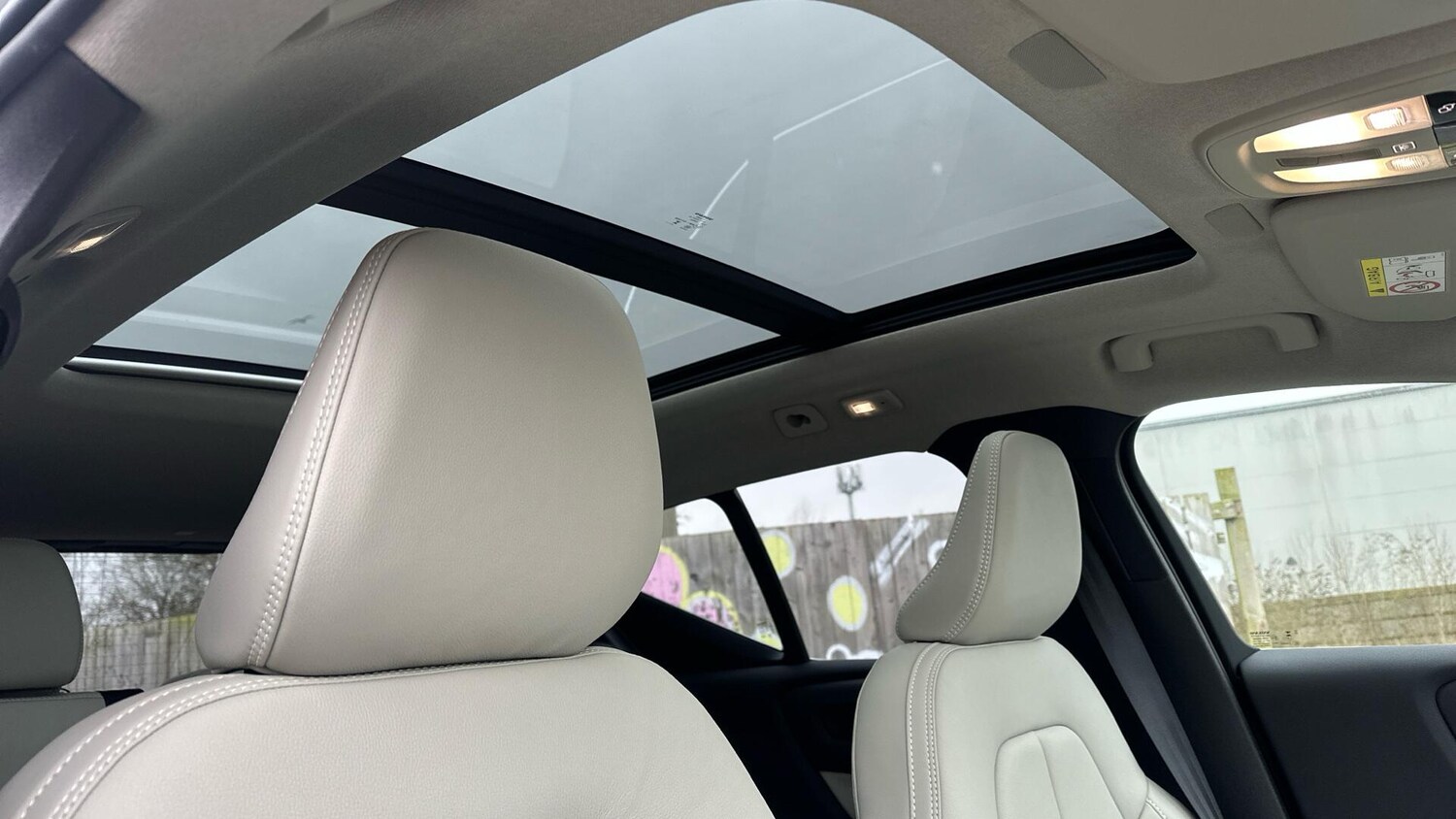 Used Volvo XC40 2026 for sale - 77672978: Photo 30