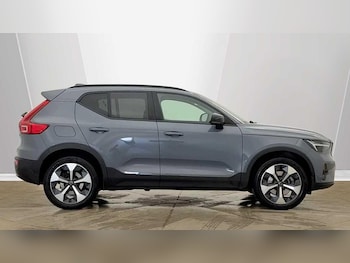 Used Volvo XC40 2023 for sale - 78771372: Photo