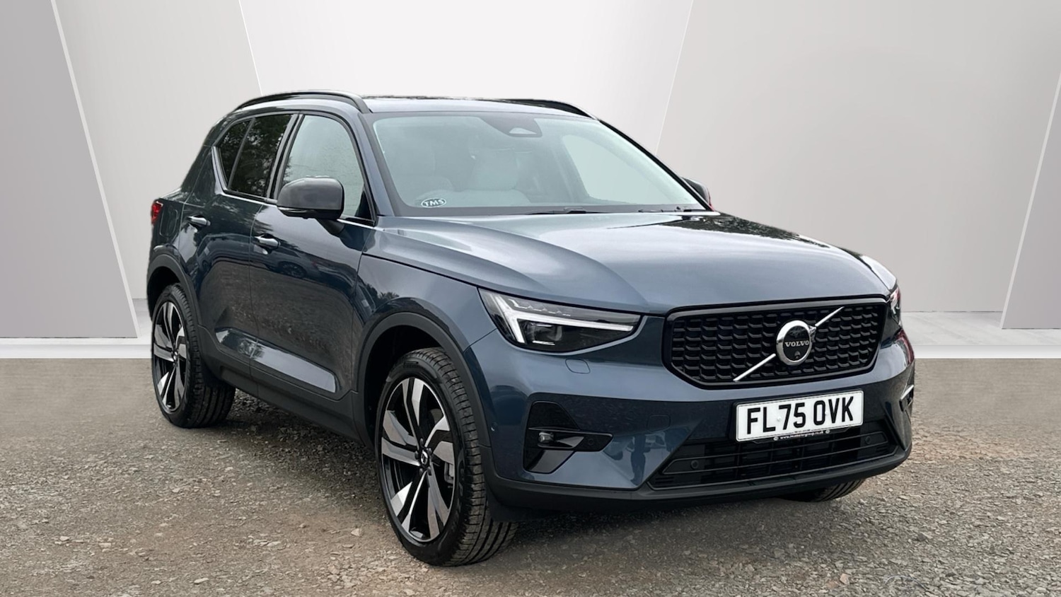 Used Volvo XC40 2025 for sale - 76336977: Photo 1