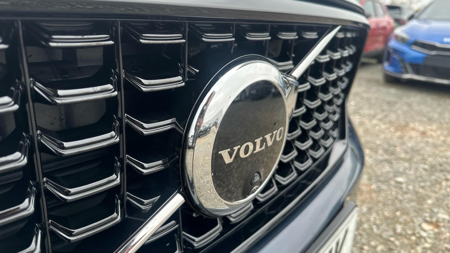 Used Volvo XC40 2025 for sale - 76336977: Photo 16