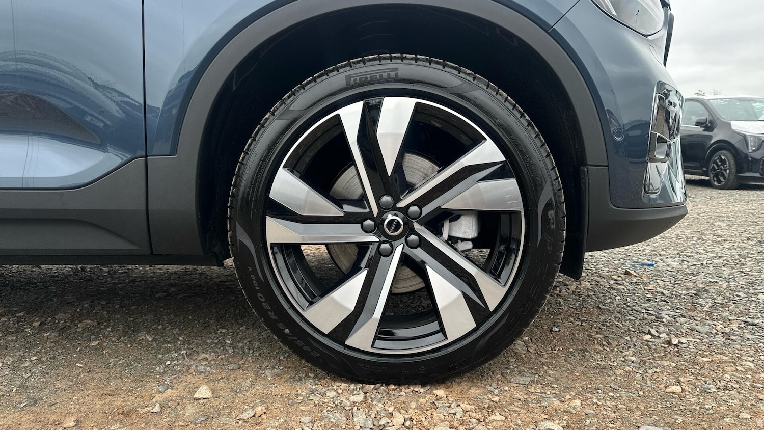 Used Volvo XC40 2025 for sale - 76336977: Photo 9