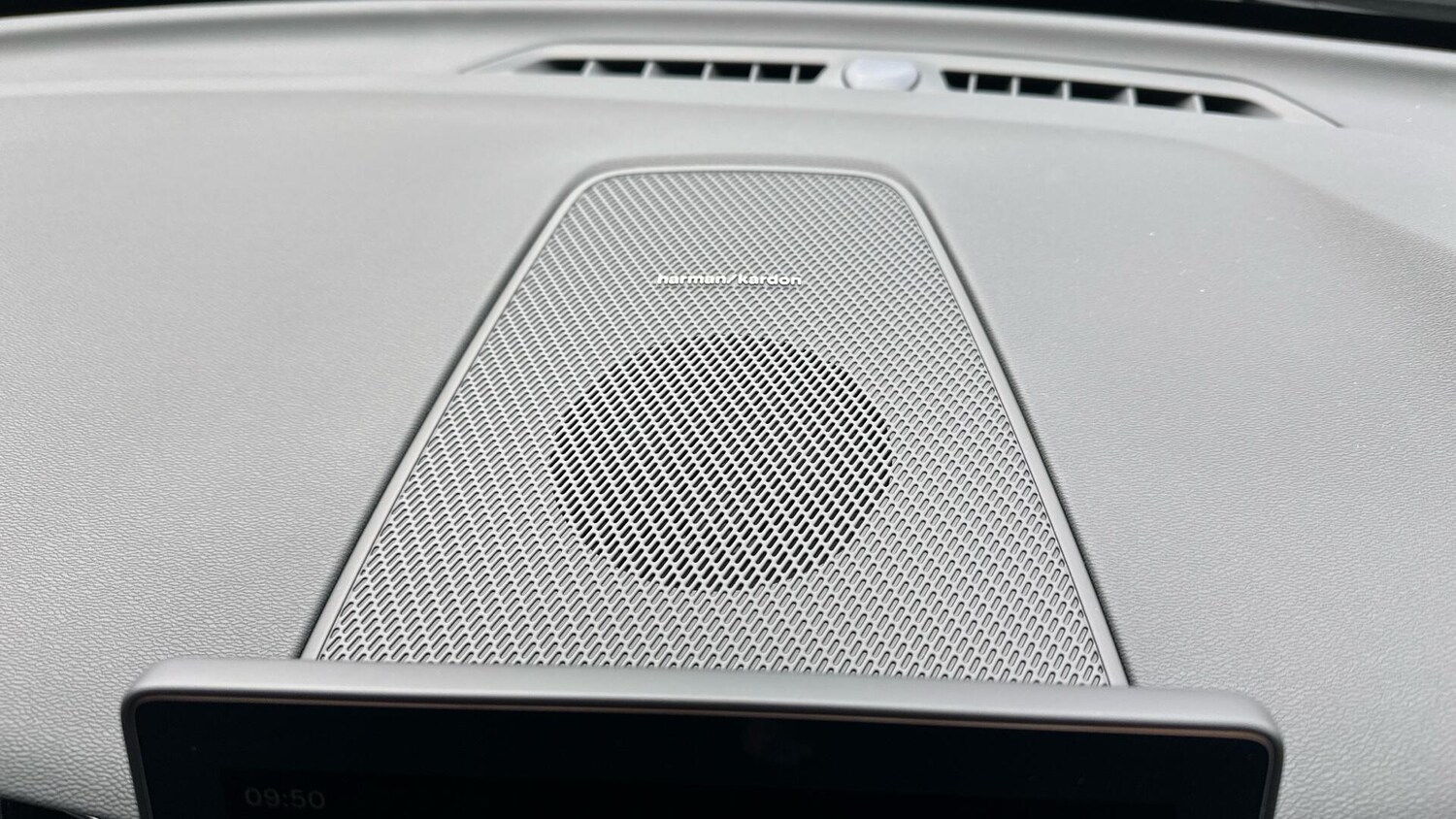 Used Volvo XC60 for sale - 77724003: Photo 25